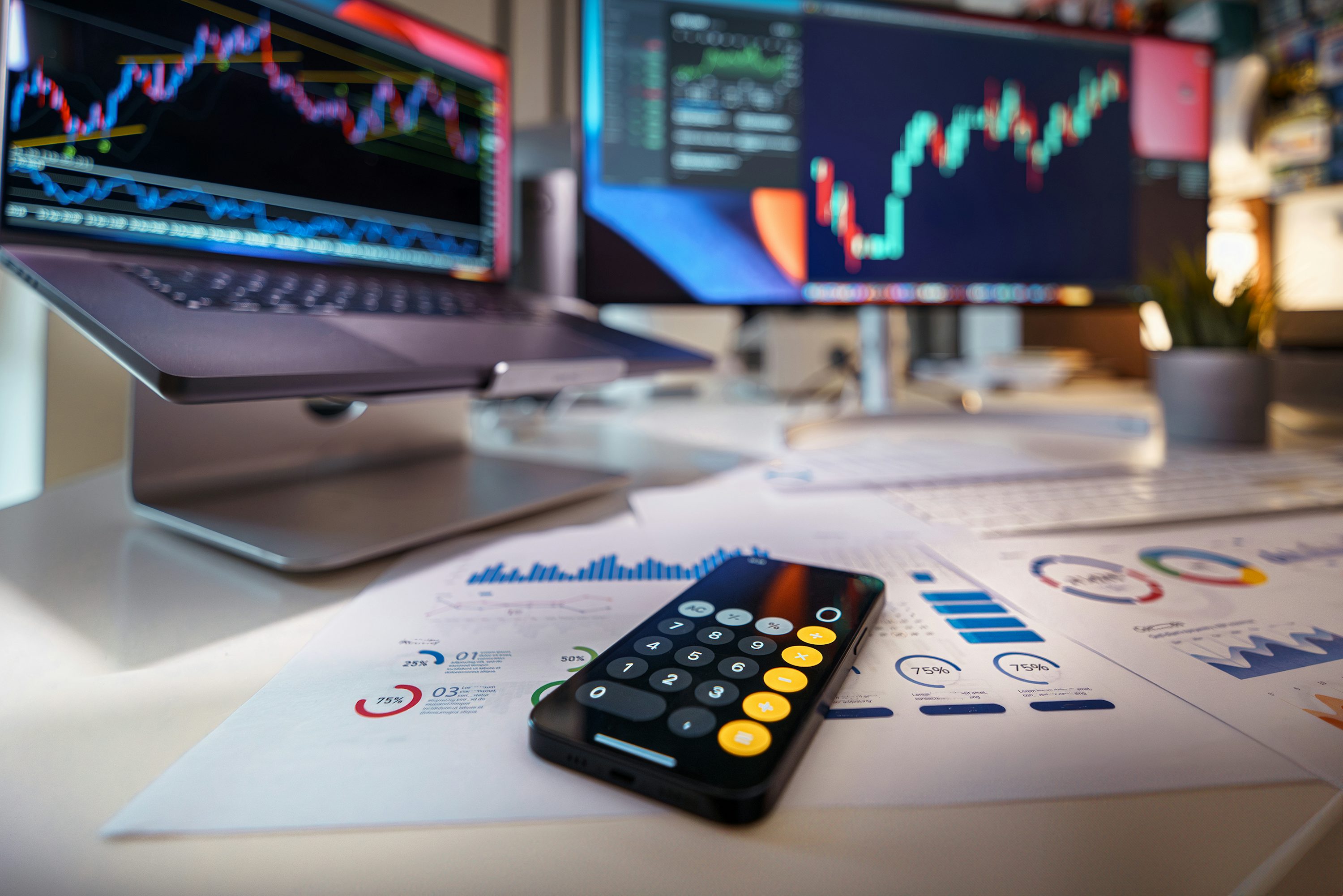 Supply Chain Risk Visibility (SBOM & HBOM)